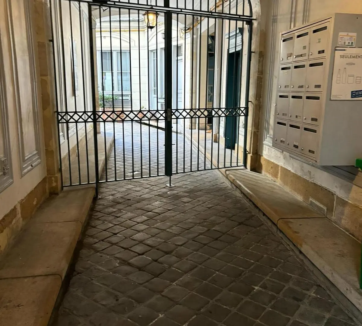Loft Studio In Zenithal Light Paris 0*,  France